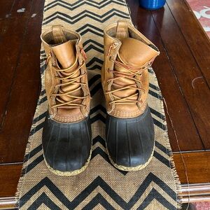 L.L. Bean - 8 inch Bean boots - 11.5